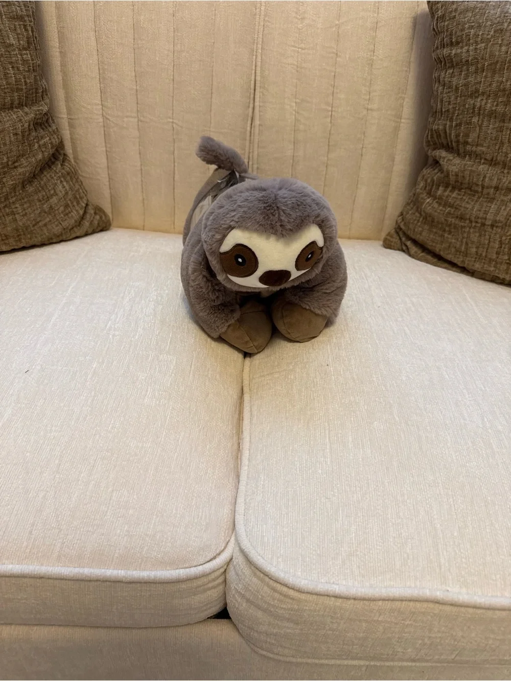 Sloth snuggle buddy